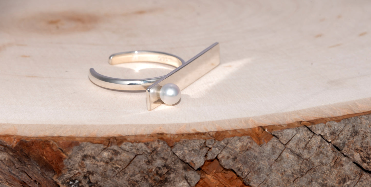 Sterling Silver Flat Top Ring With Pearl