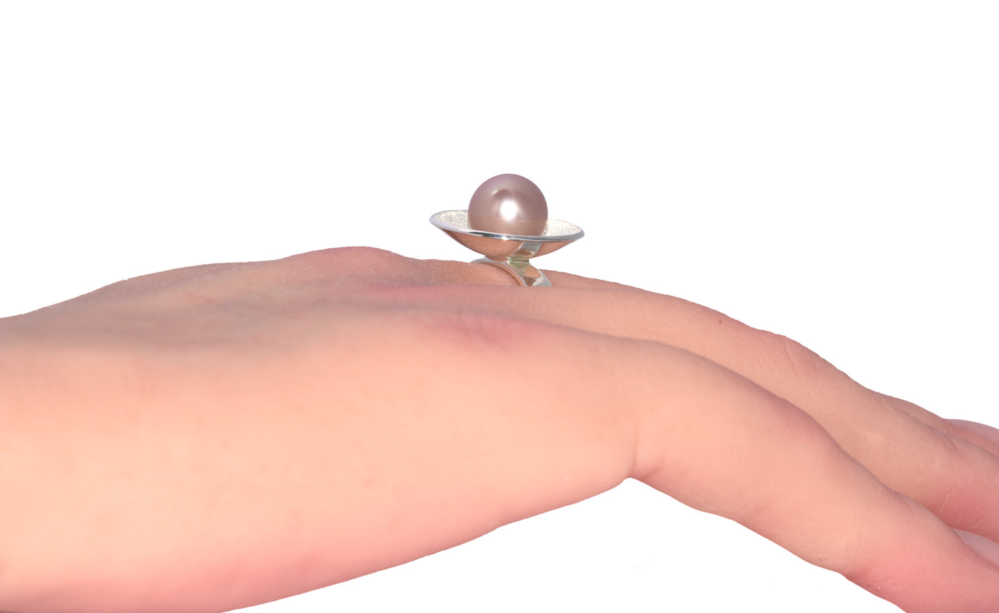 Sterling Silver Textured Bowl-Shaped Ring With Pink Pearl